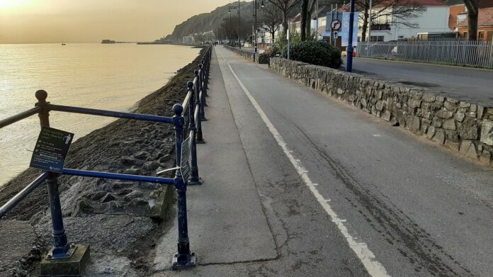 mumbles sea defence